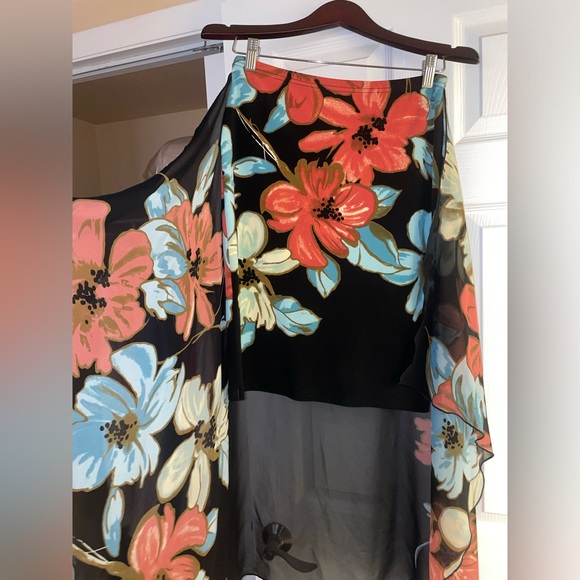 Joseph Ribkoff black floaty skirt size US 4 / 6 medium - Picture 5 of 7